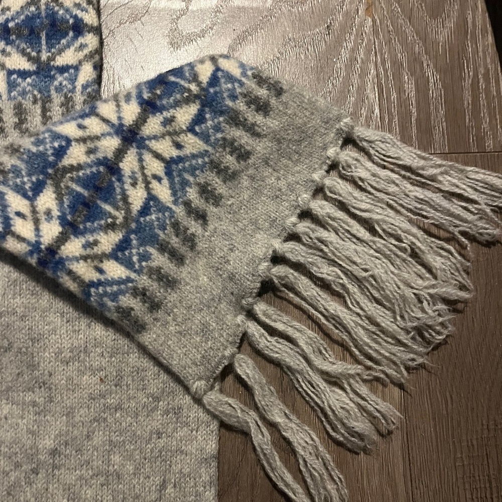 Scarf Shetland wool from Scotland Fair Isle pattern timeless greys and blue - Picture 8 of 9